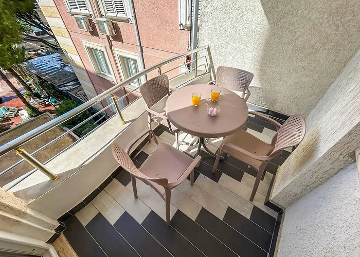 דירה Riviera Glow B86 *