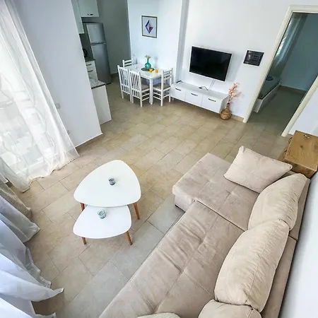 Riviera Glow B86 Golem (Tirana)