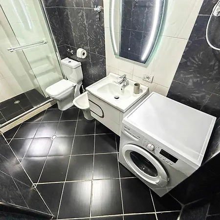 Riviera Glow B86 Apartman *