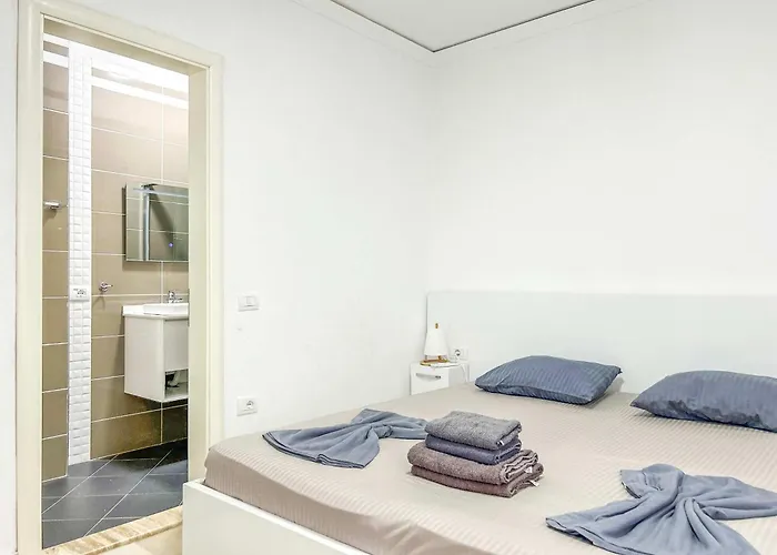 Riviera Glow B86 Lägenhet